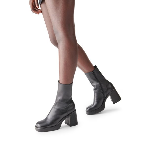 FANTSIE BLACK LEATHER - SM REBOOTED - Image 8