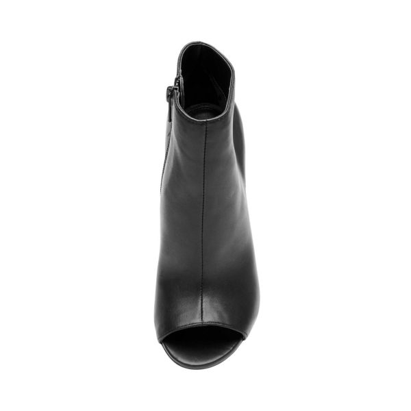 KICKING BLACK LEATHER - SM REBOOTED - Image 4