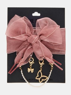 SHOE LACES AND CHARMS PINK