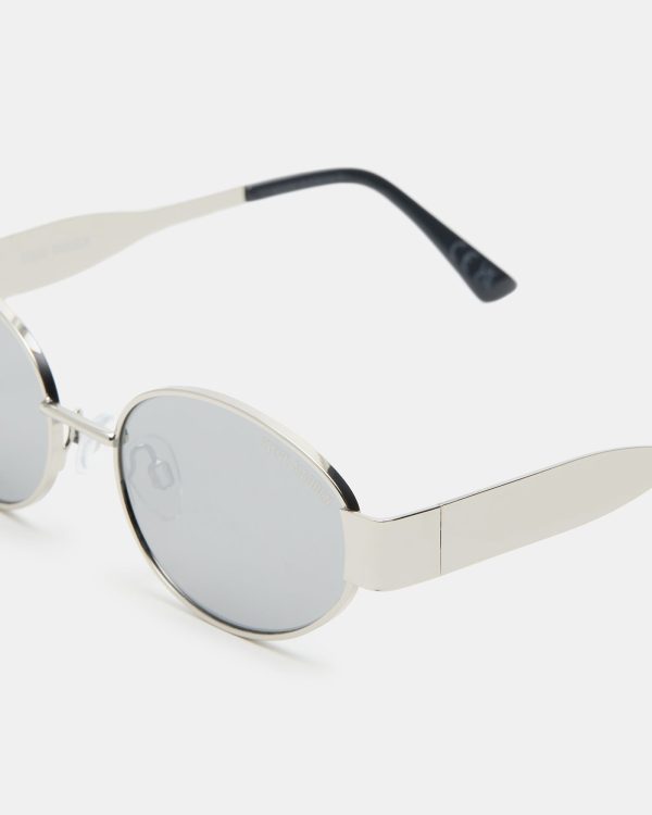 MYSTIE SUNGLASSES SILVER - Image 2