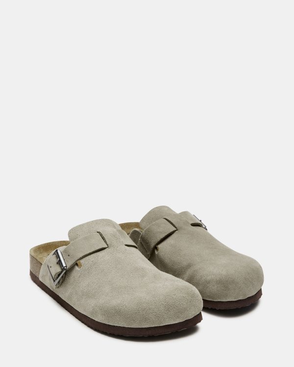 MEN'S WILDERR SLIDE AND SOCKS BUNDLE - Image 2