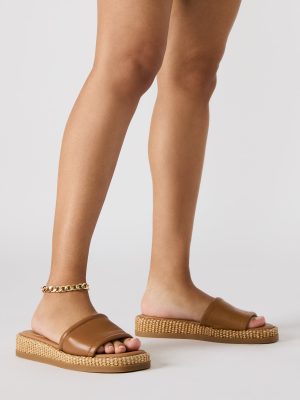 BOARDWALK SANDAL AND ANKLET BUNDLE