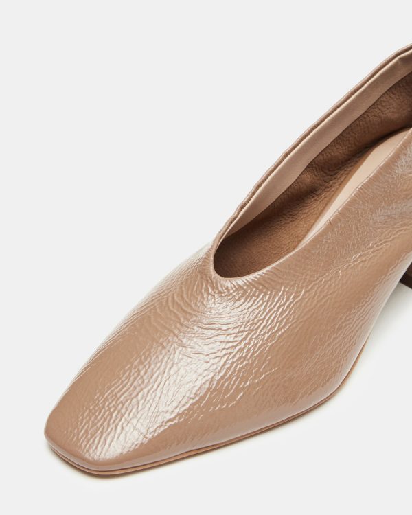 CLAUD CAMEL PATENT LEATHER - Image 3
