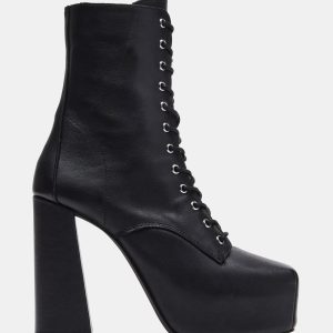 CONFIDENT BLACK LEATHER - SM REBOOTED