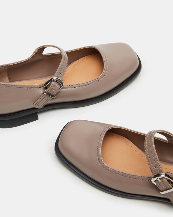 DELANCY TAUPE LEATHER - Image 3