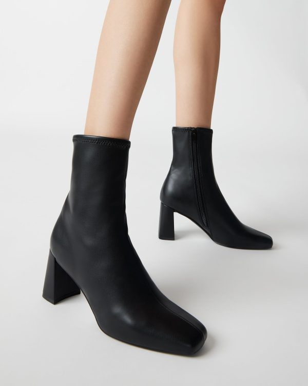 HUSH BLACK - SM REBOOTED - Image 2